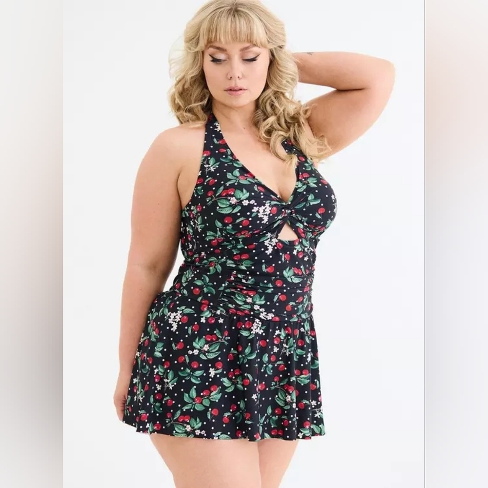 Torrid Retro Chic Cherries Pinup Halter Swim Dress Plus Size 3X Nwt